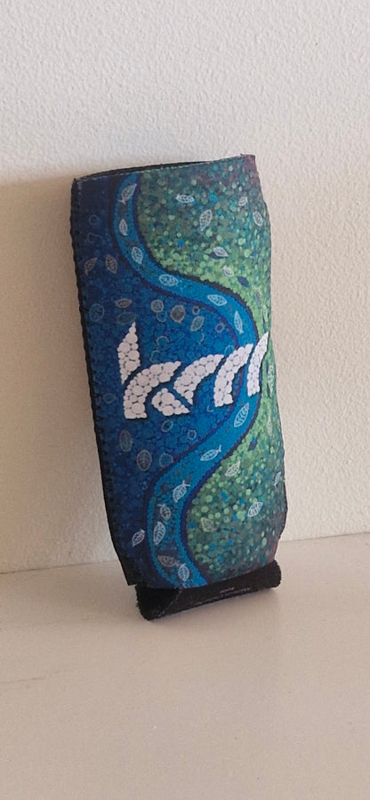 Blue and green patterned pouch designed to fit a koor bottle on a light beige background